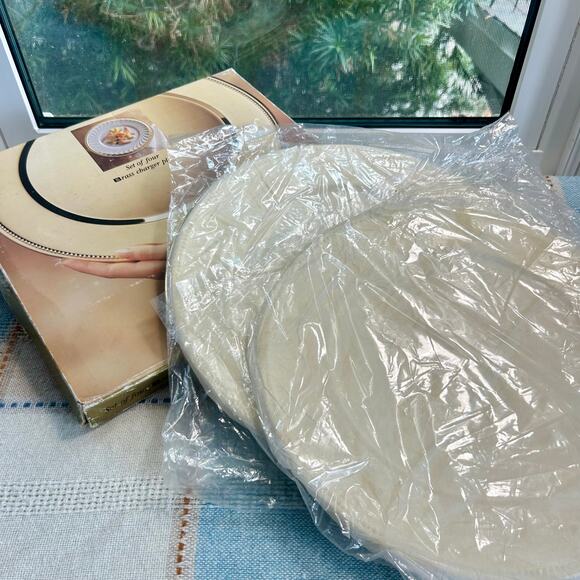 Set of 4 Vintage Royal Silver Brass Charger Plates – 11.5” Decorative Dinner Set - Picture 14 of 16